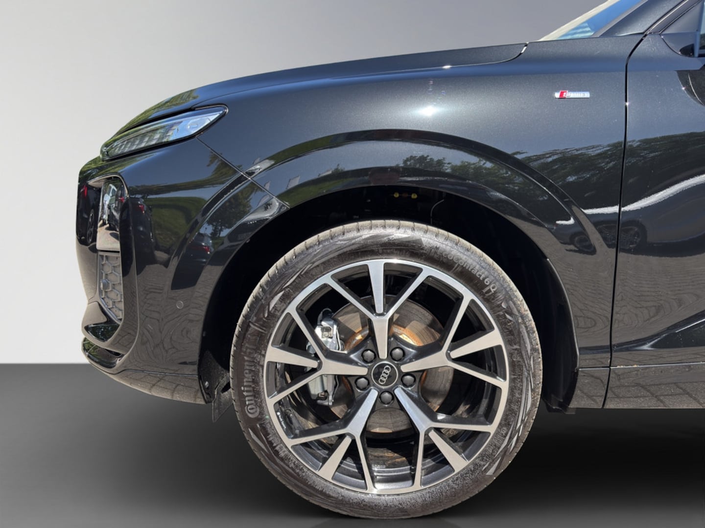 Bild über Audi Q3 SUV TDI 110 kW S tronic - für weitere Informationen kontaktieren Sie den Audi Partner