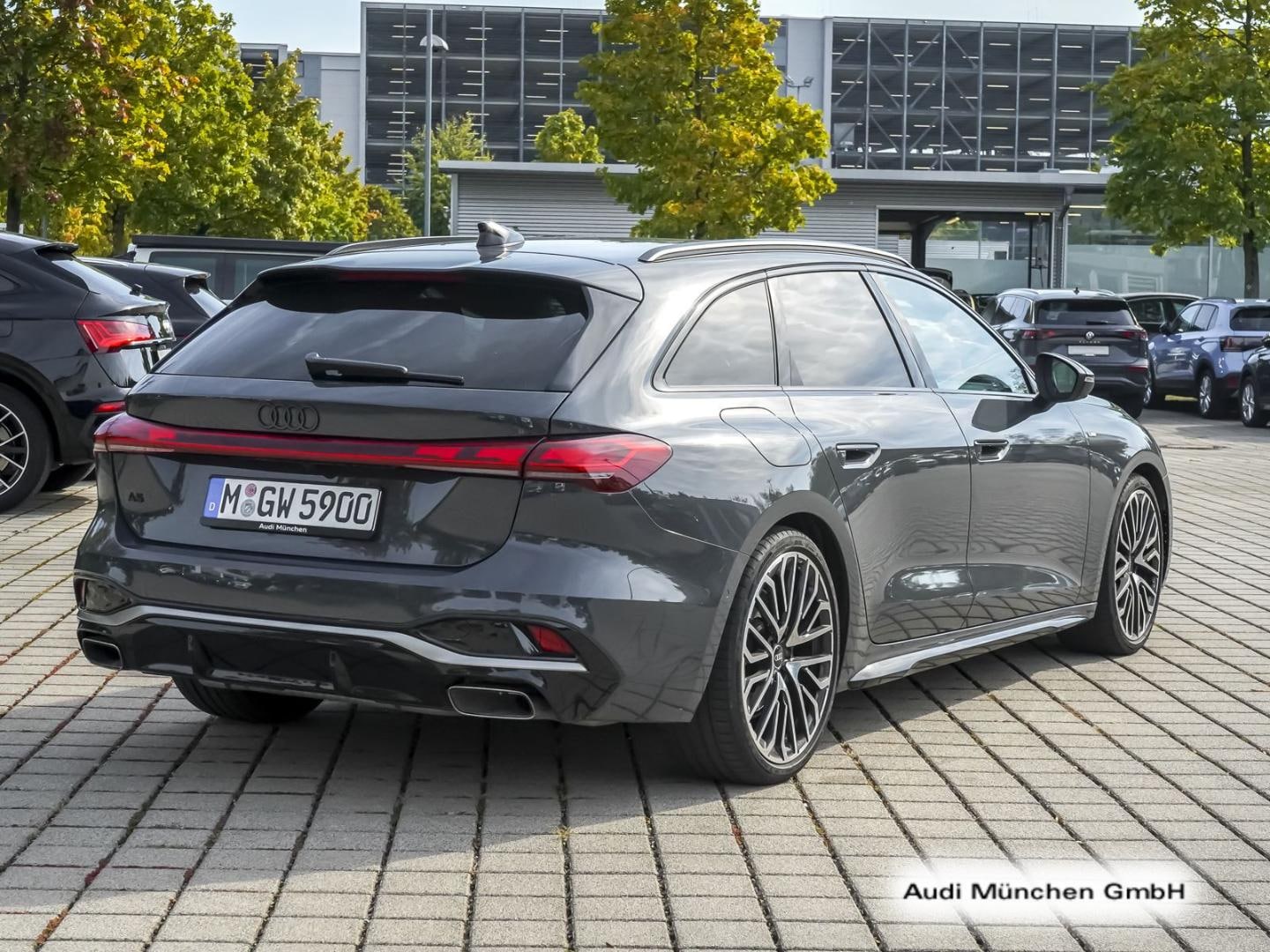Bild über Audi A5 Avant TFSI 150 kW S tronic - für weitere Informationen kontaktieren Sie den Audi Partner