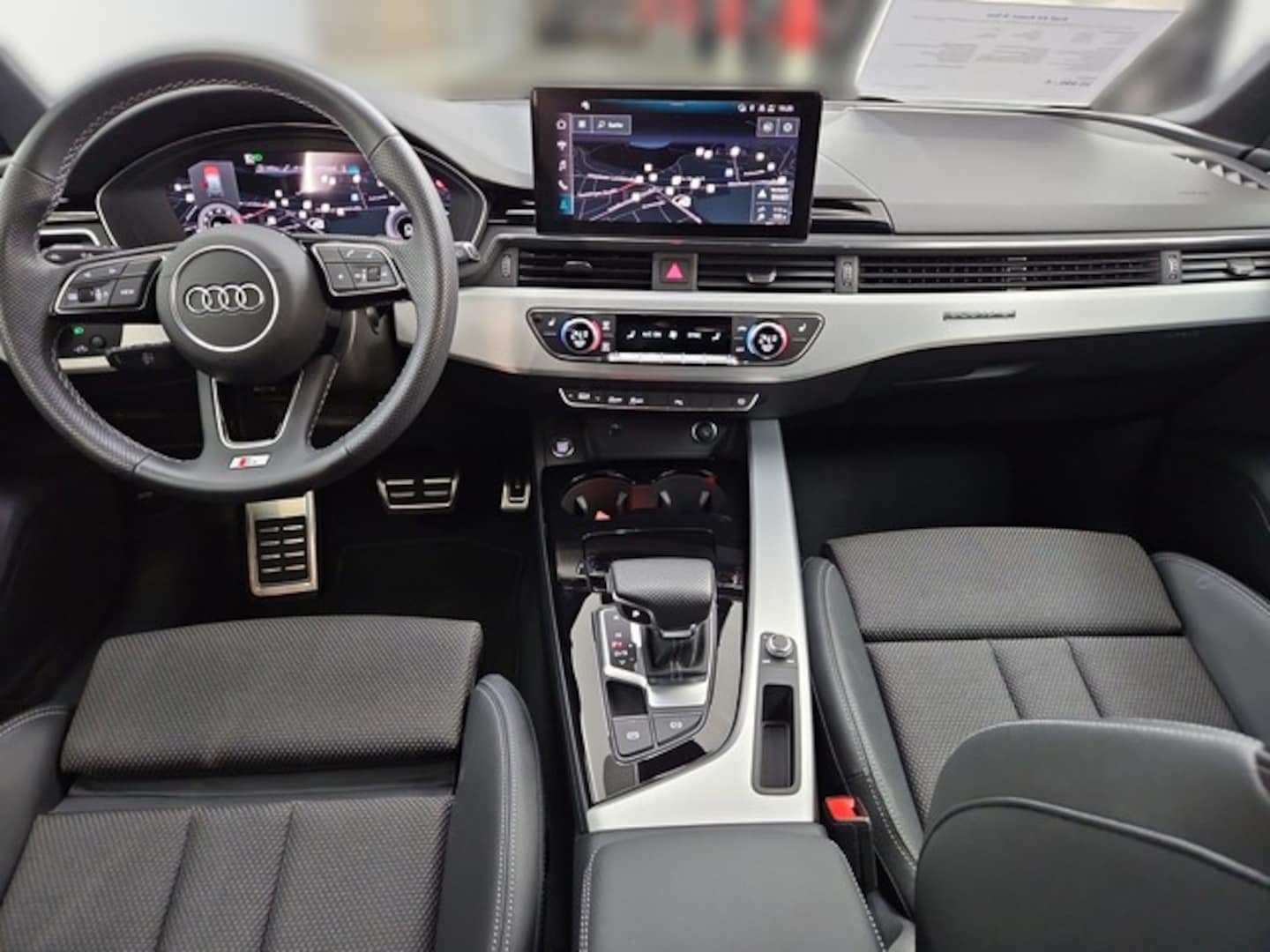 Bild über Audi A4 Avant S line 40 TFSI quattro S tronic - für weitere Informationen kontaktieren Sie den Audi Partner
