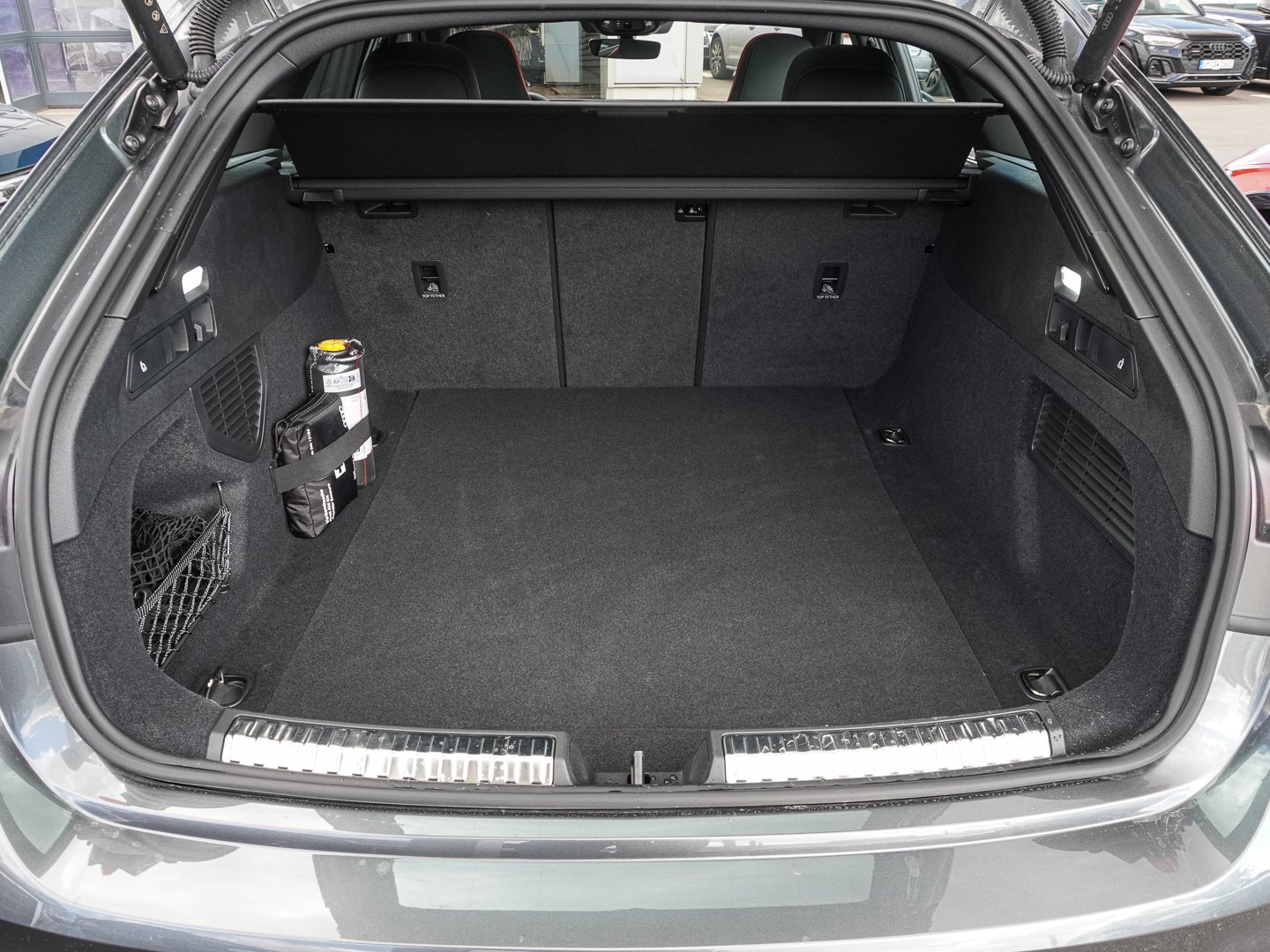 Bild über Audi S5 Avant TFSI 270 kW S tronic - für weitere Informationen kontaktieren Sie den Audi Partner