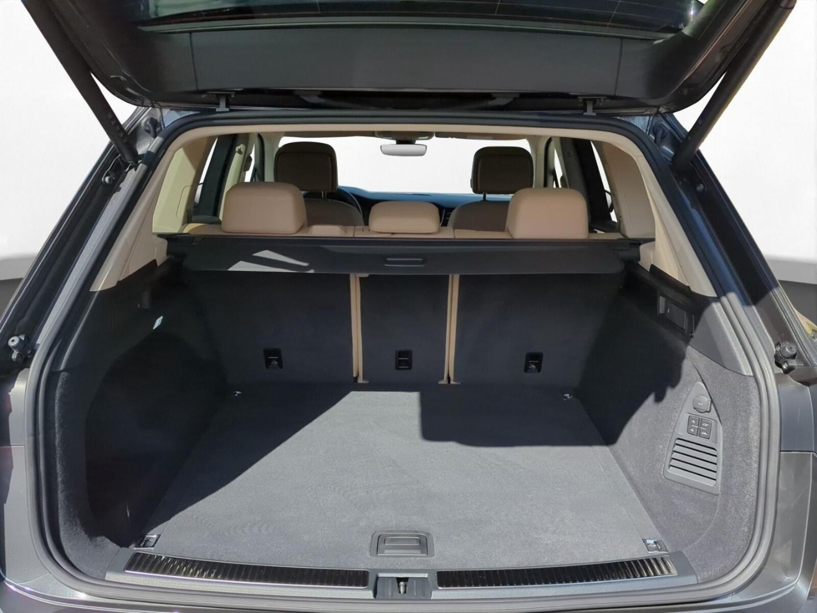 Volkswagen Touareg – Bild 9