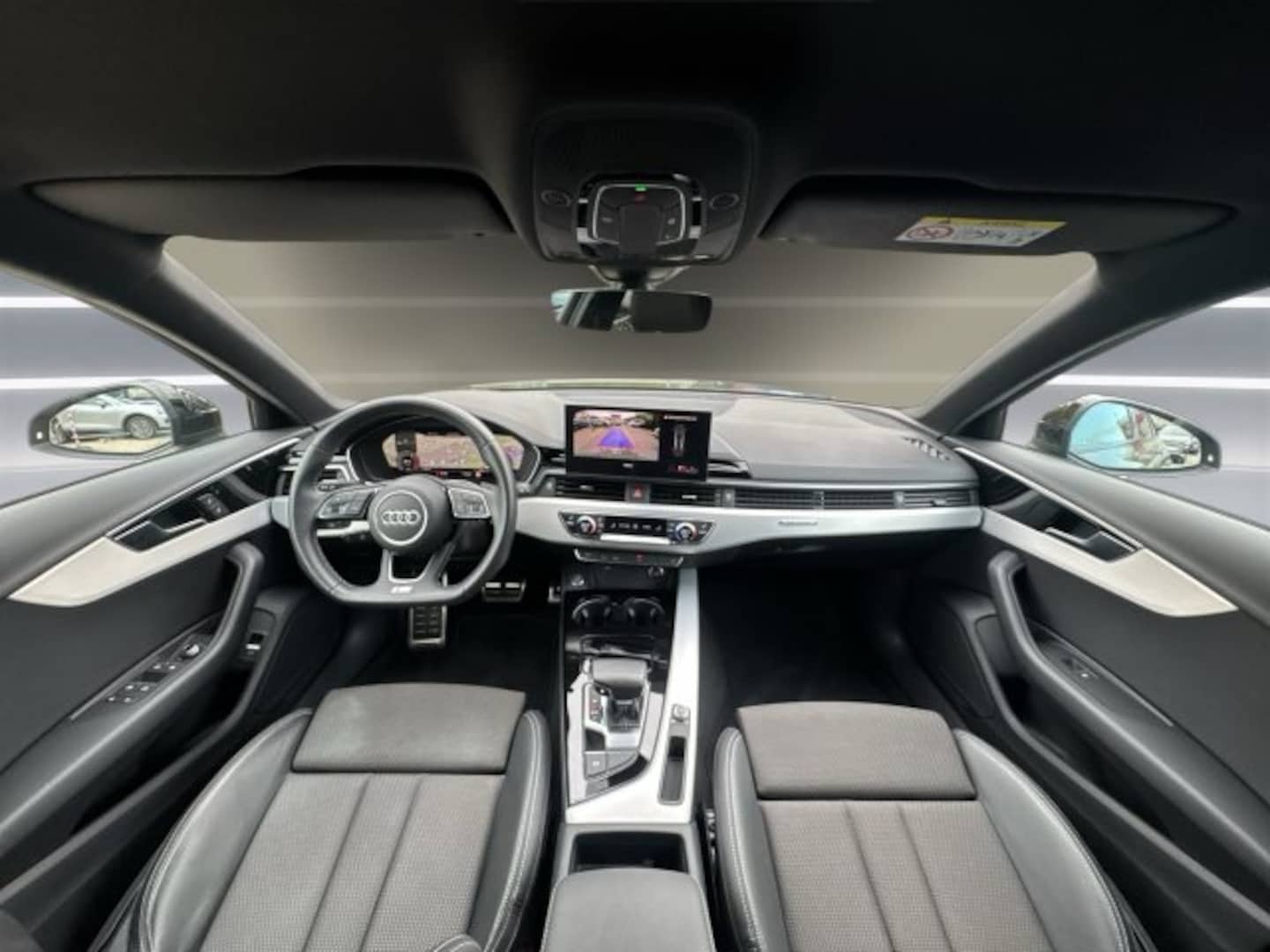 Bild über Audi A4 Avant S line 40 TFSI quattro S tronic - für weitere Informationen kontaktieren Sie den Audi Partner