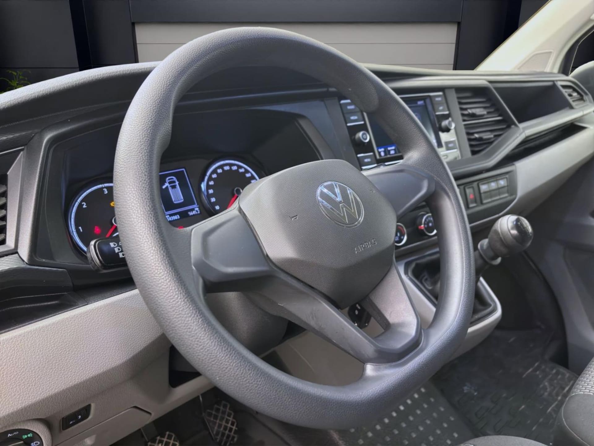 Volkswagen T6.1 Transporter Kombi kurzer Radstand