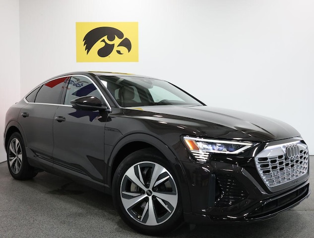 2024 Audi Q8 Sportback e-tron