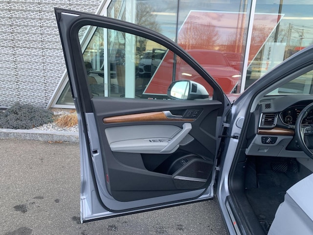 2023 Audi Q5 Premium Plus - Photo 8