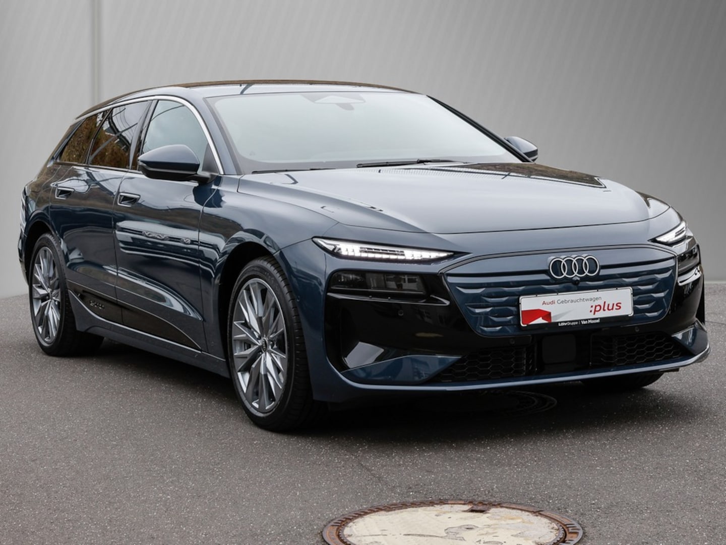 Bild über Audi A6 Avant e-tron e-tron performance - für weitere Informationen kontaktieren Sie den Audi Partner