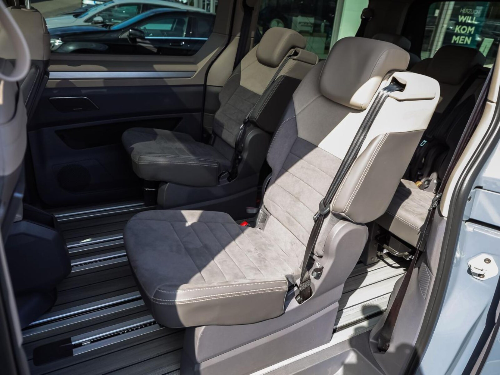 Volkswagen Multivan Langversion – Bild 20