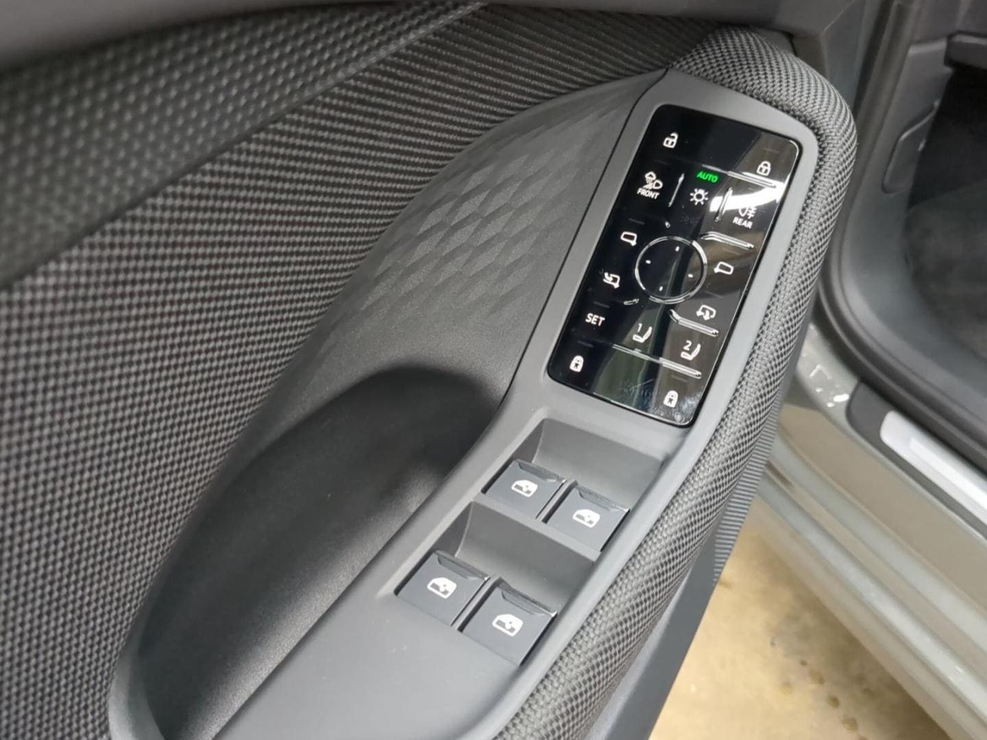 Bild über Audi A5 Limousine TFSI 110 kW S tronic - für weitere Informationen kontaktieren Sie den Audi Partner