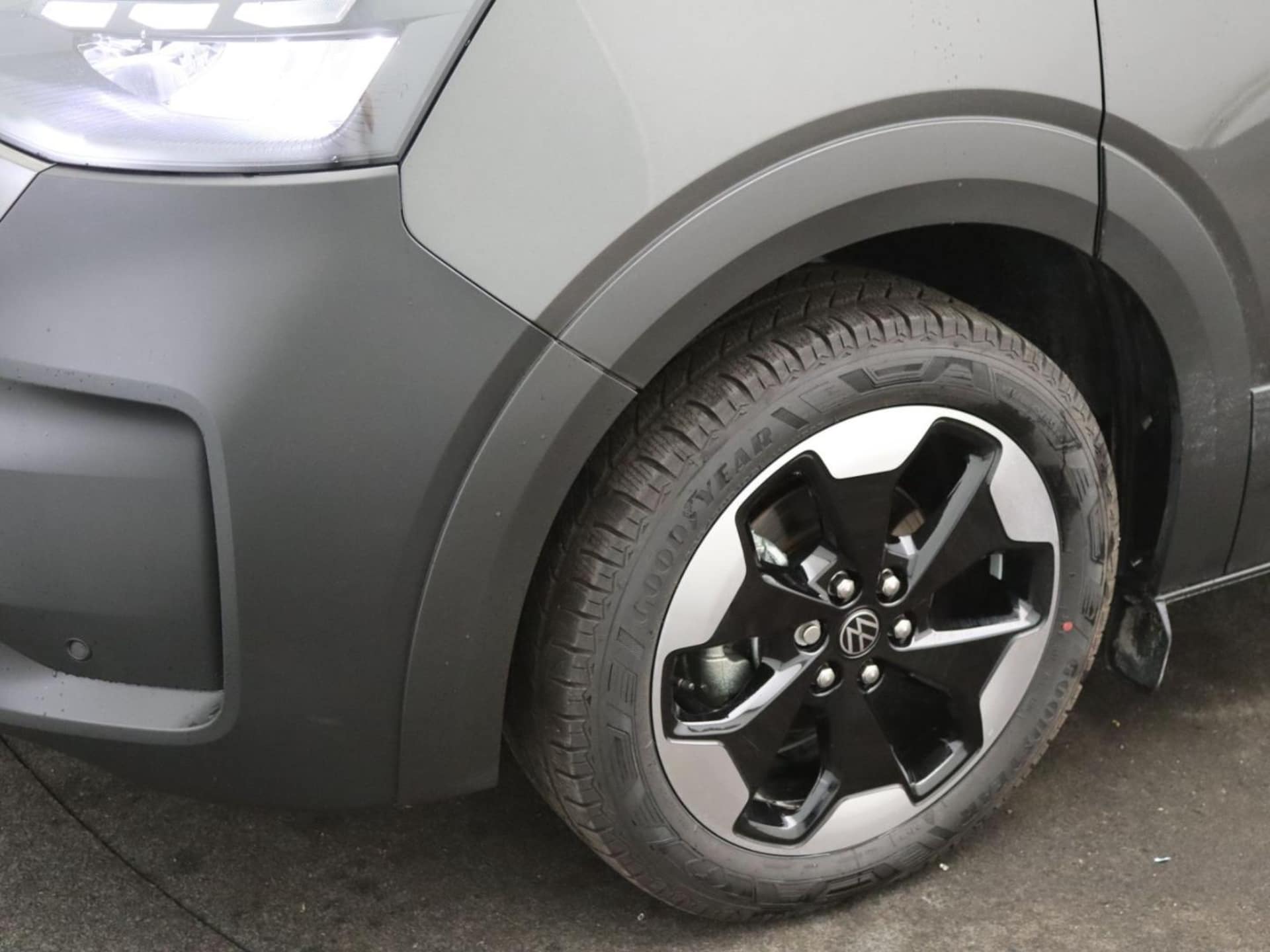 Volkswagen e-Caravelle Life