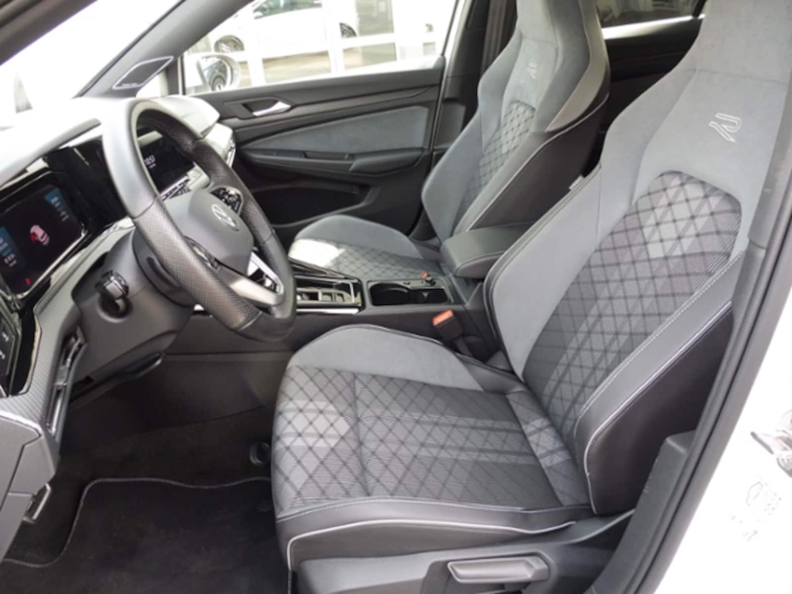 Volkswagen Golf – Bild 13