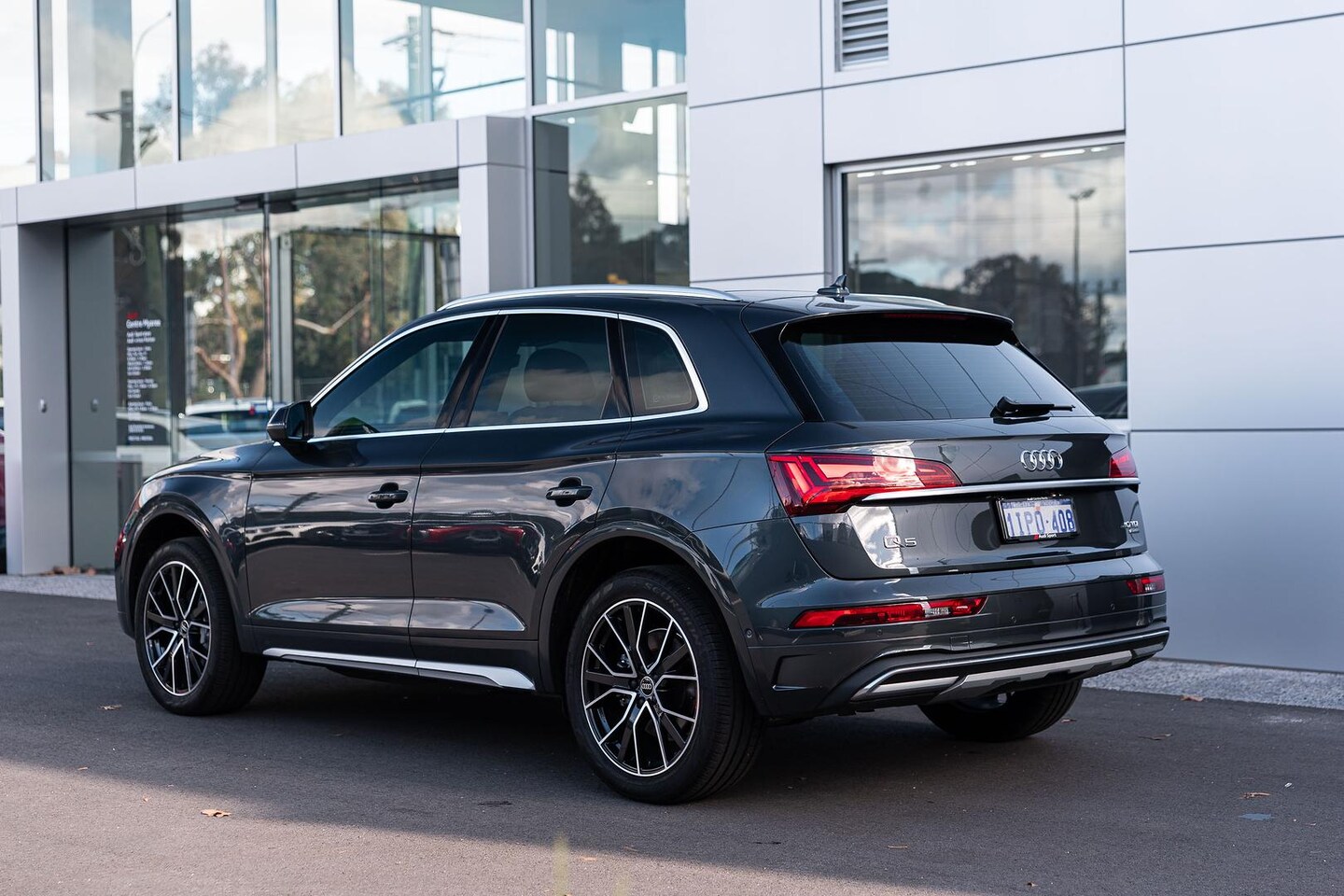 Image about Audi Q5 Sport 40 TDI quattro S tronic
