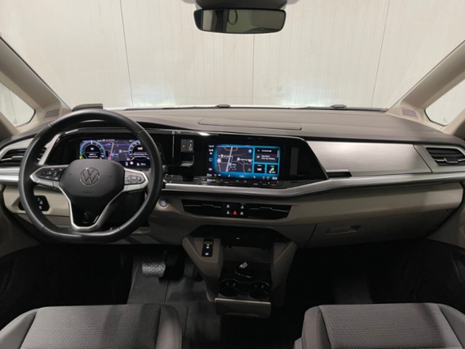 Volkswagen Multivan Langversion – Bild 11