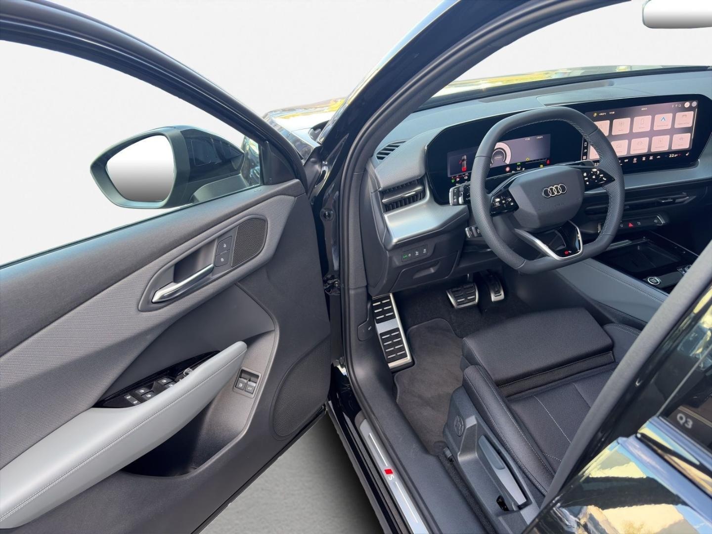Bild über Audi Q3 SUV e-hybrid e-hybrid 200 kW S tronic - für weitere Informationen kontaktieren Sie den Audi Partner