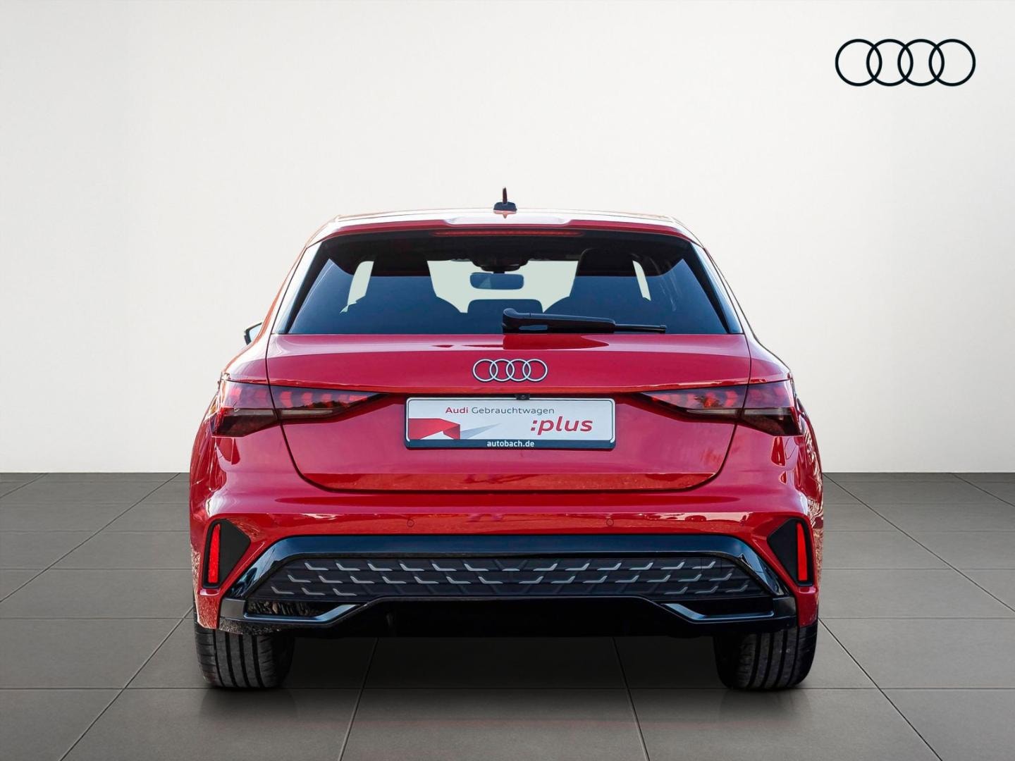 Bild über Audi A3 Sportback S line 35 TFSI S tronic - für weitere Informationen kontaktieren Sie den Audi Partner