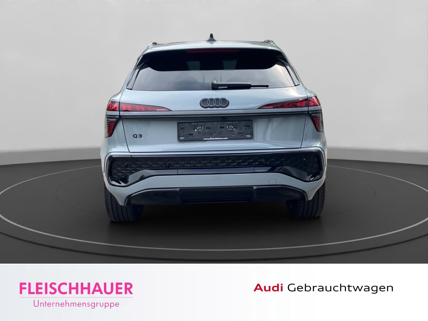 Bild über Audi Q3 SUV TFSI 110 kW S tronic - für weitere Informationen kontaktieren Sie den Audi Partner