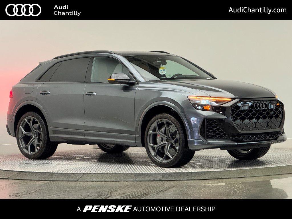2025 Audi RS Q8 -'s photo