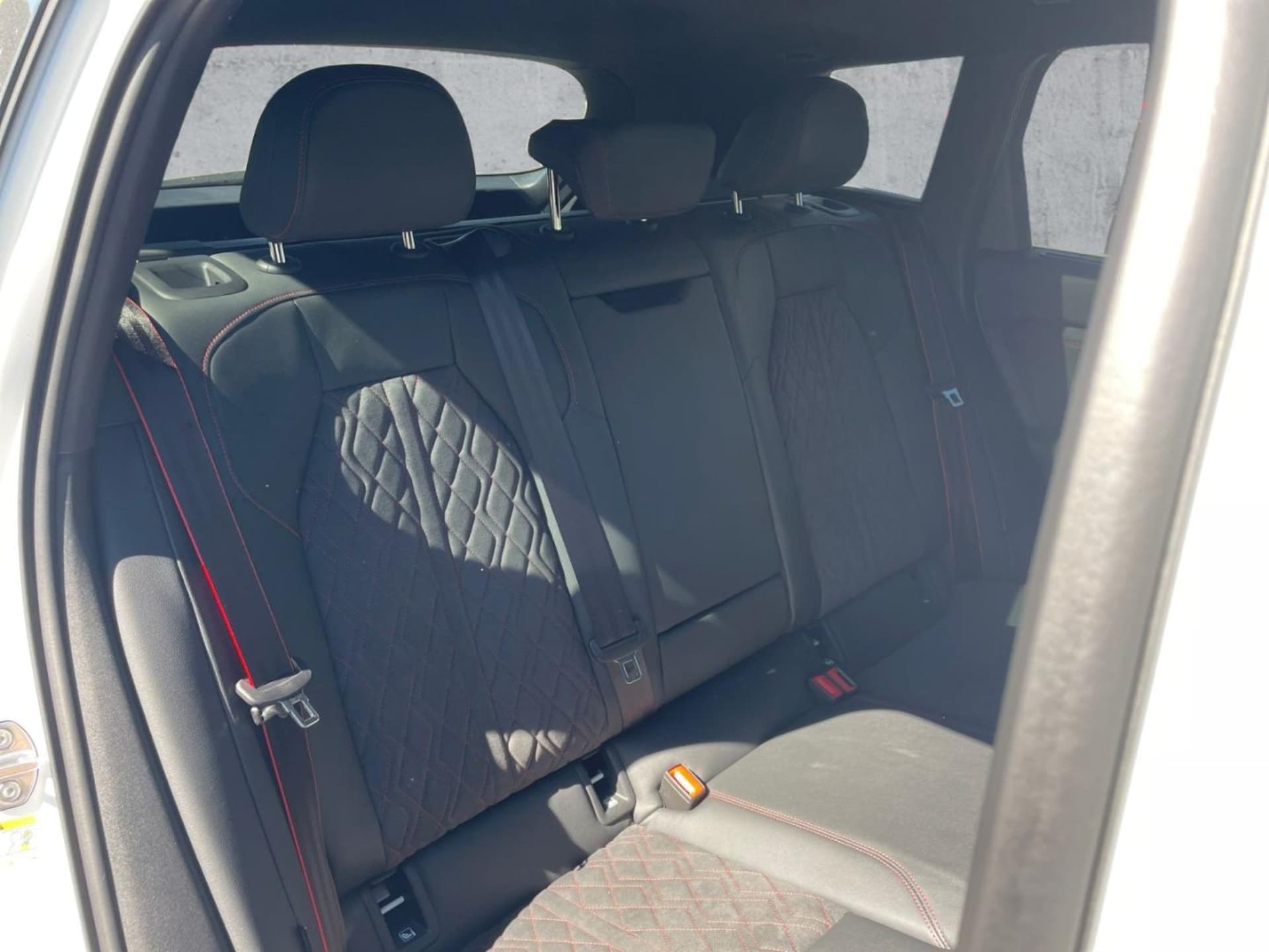 Audi SQ6 SUV e-tron