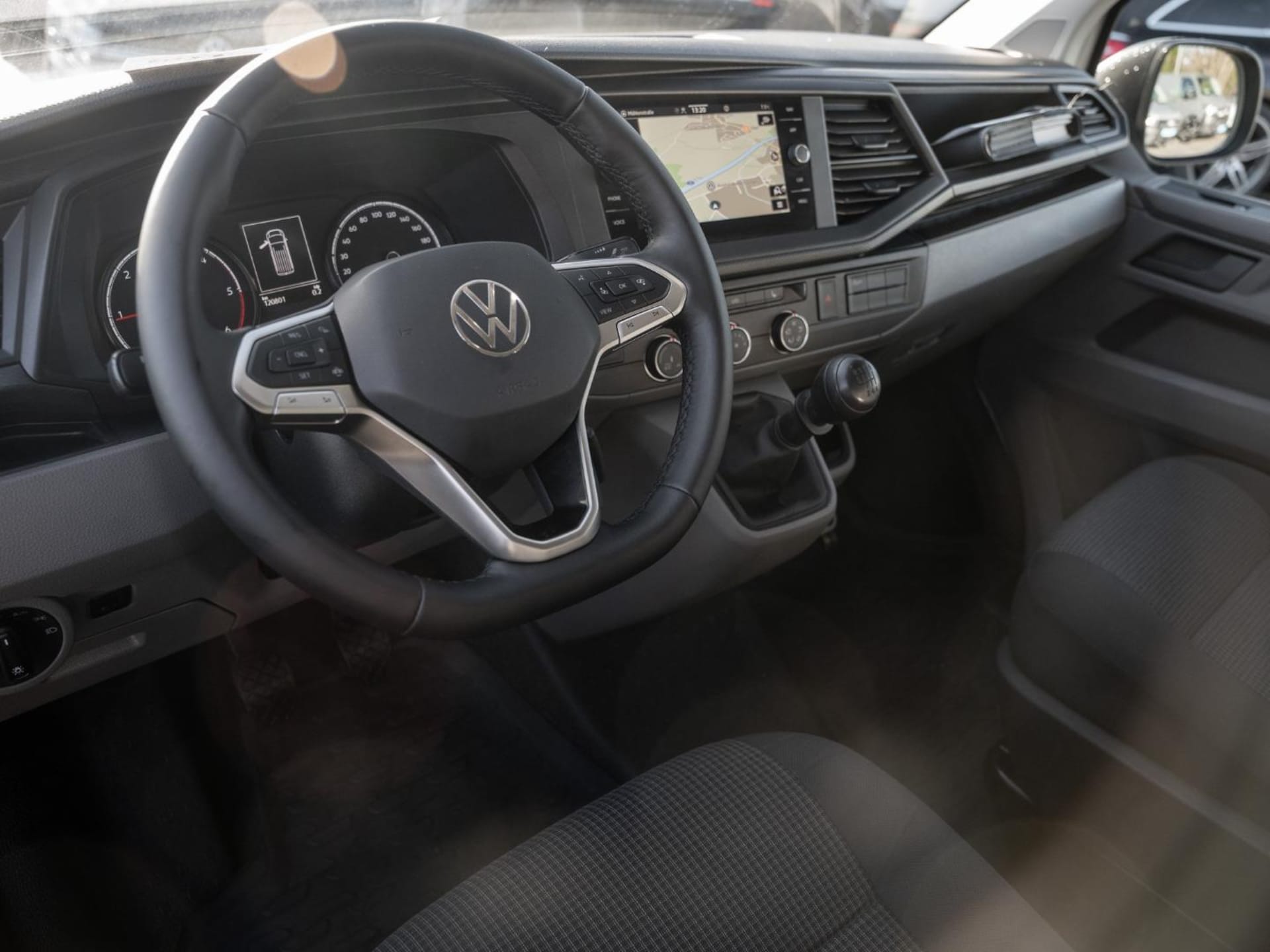 Volkswagen T6.1 Transporter Kasten langer Radstand