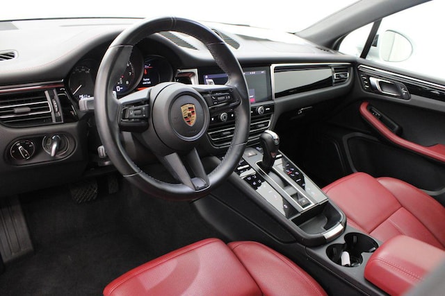2024 Porsche Macan