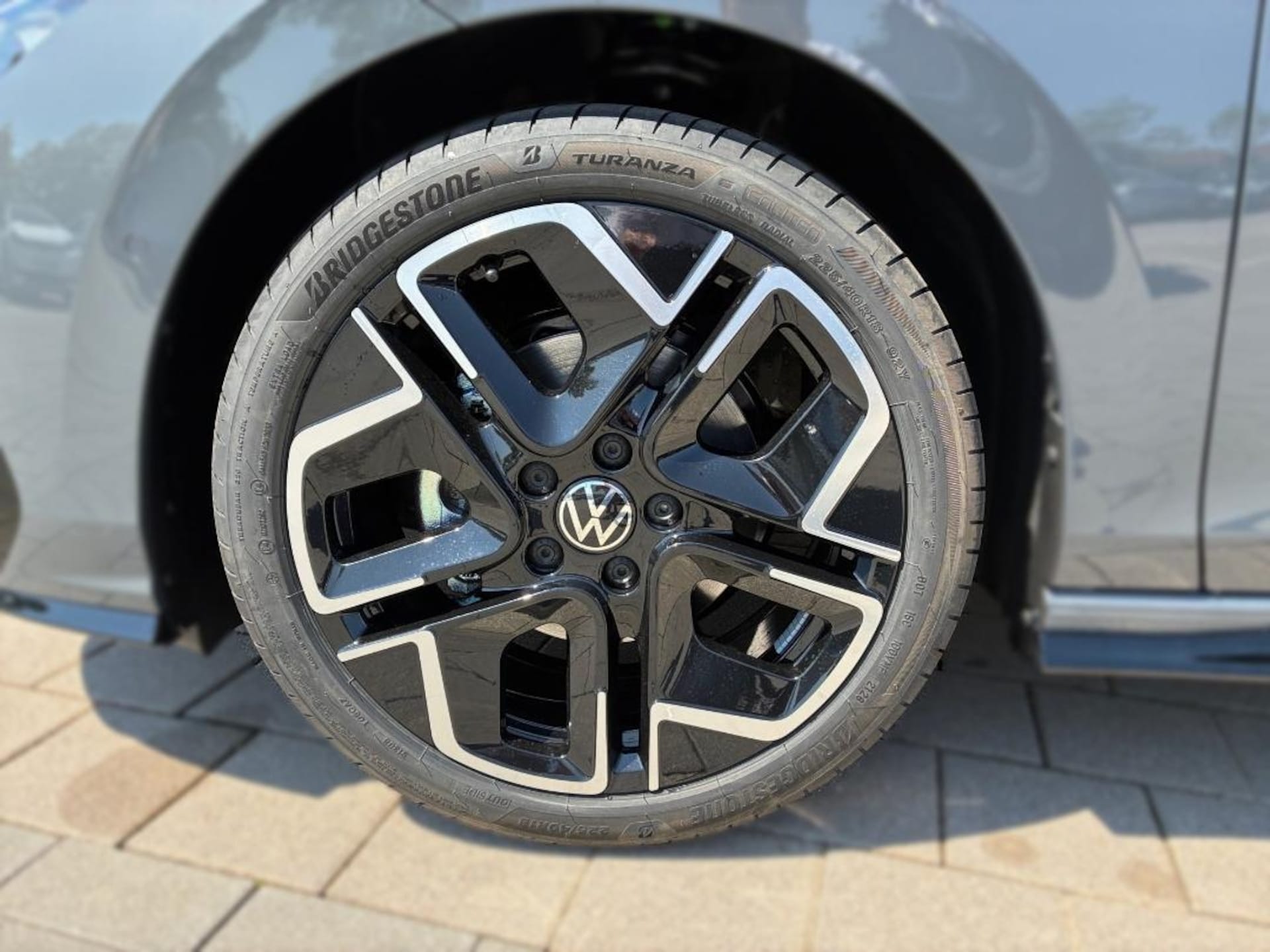Volkswagen Golf R-Line