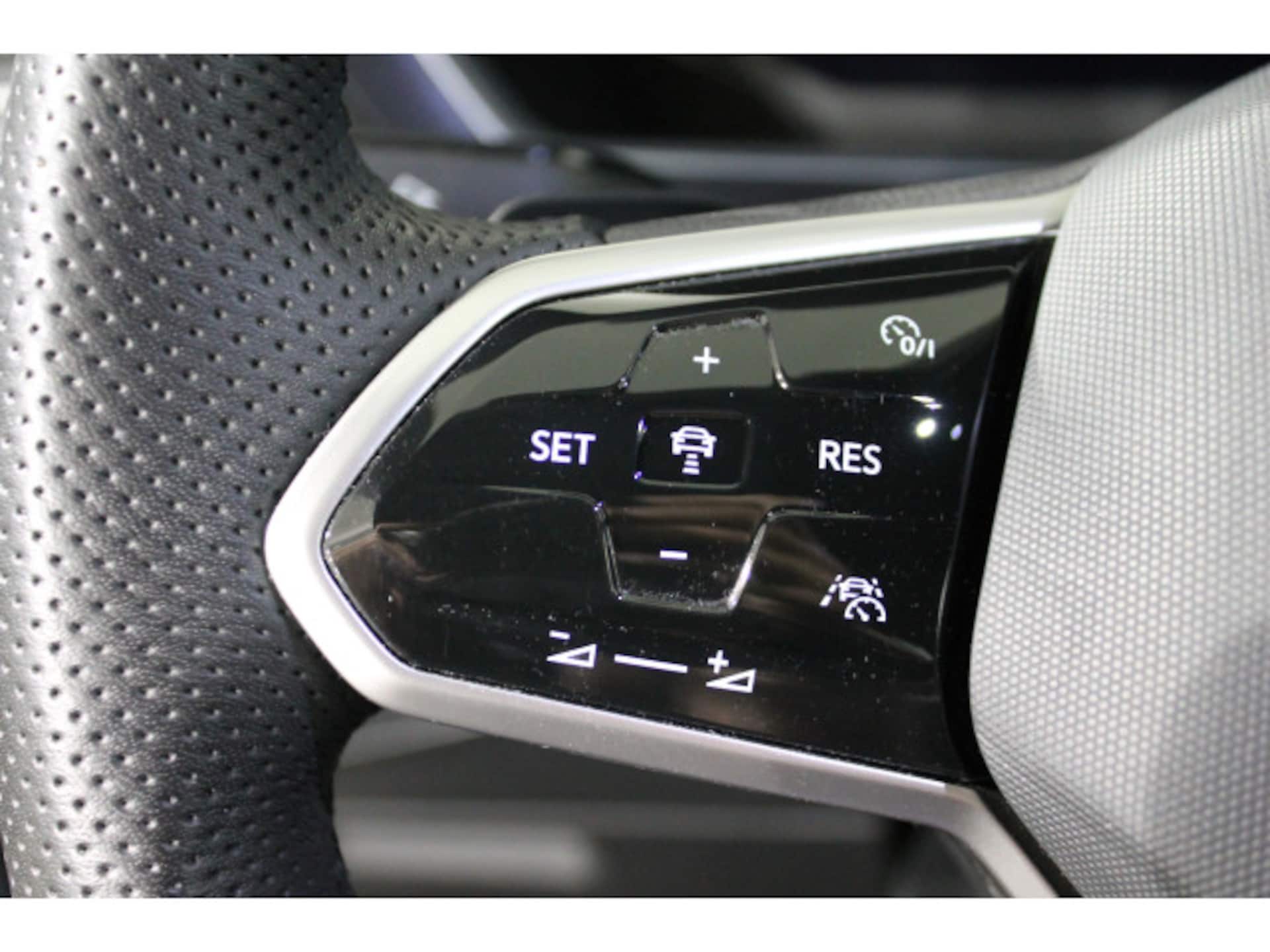 Volkswagen Tiguan Allspace R-Line