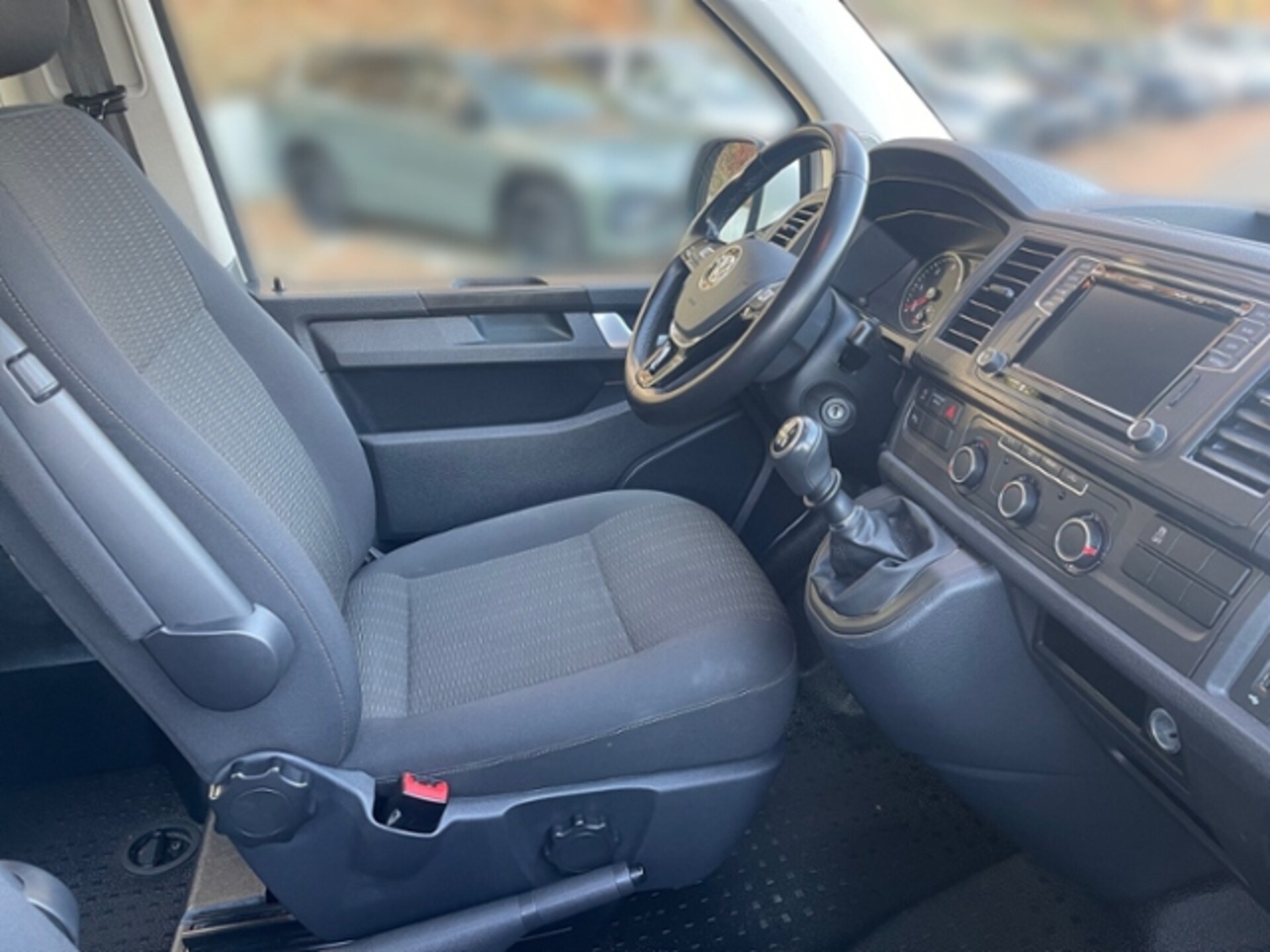 Volkswagen T6 Caravelle langer Radstand Comfortline