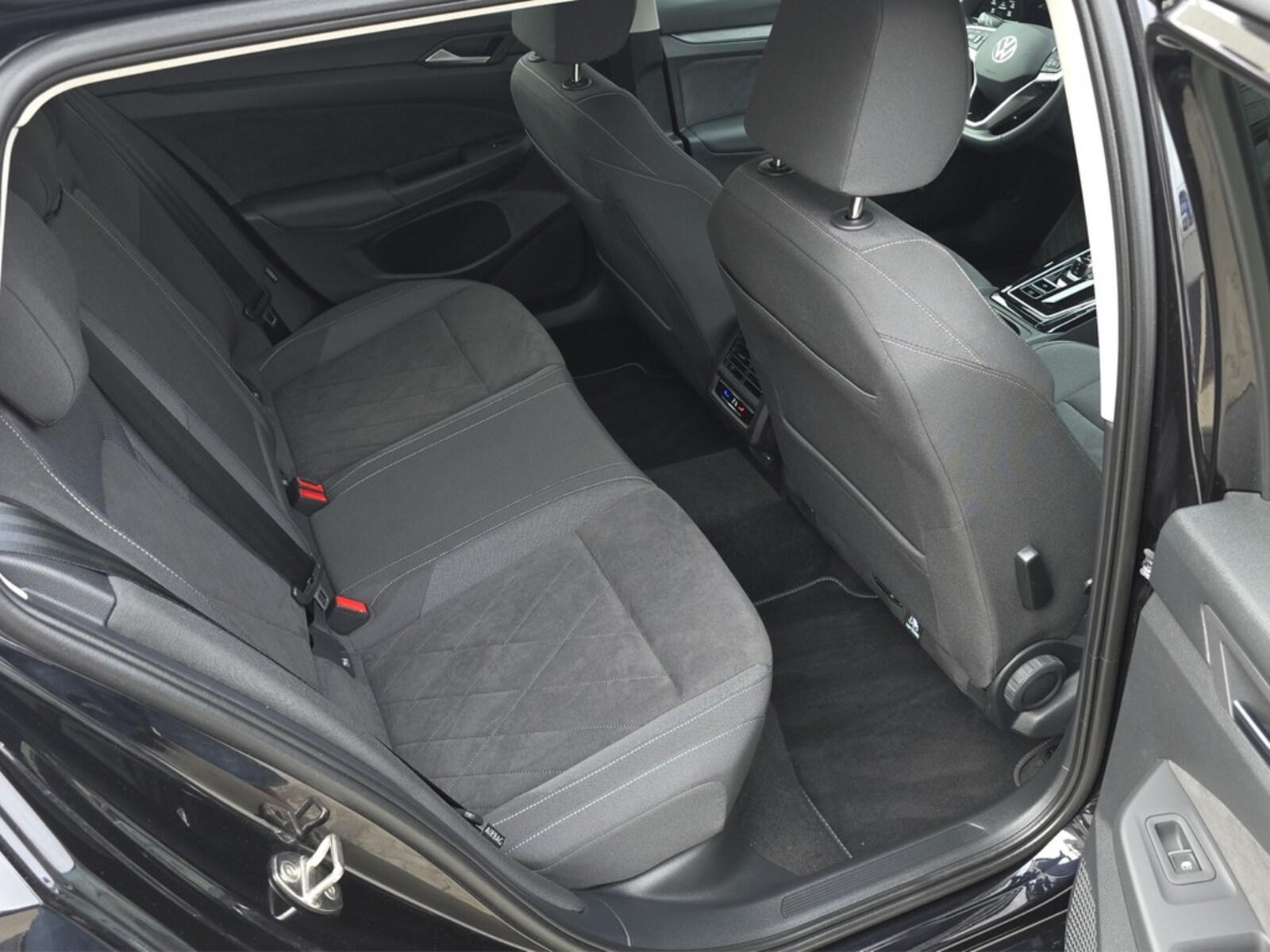 Volkswagen Golf Variant – Bild 17