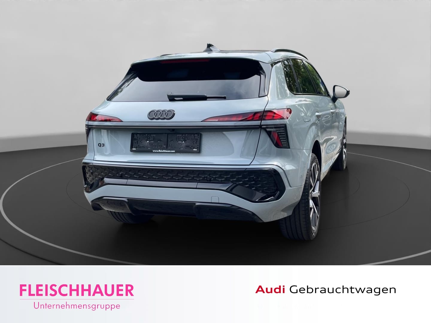 Bild über Audi Q3 SUV TFSI 110 kW S tronic - für weitere Informationen kontaktieren Sie den Audi Partner