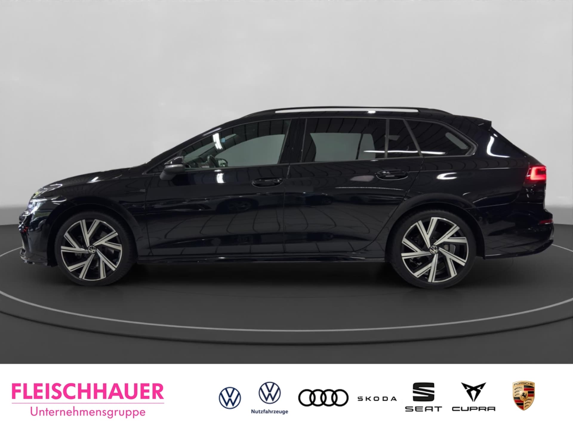 Volkswagen Golf Variant R-Line