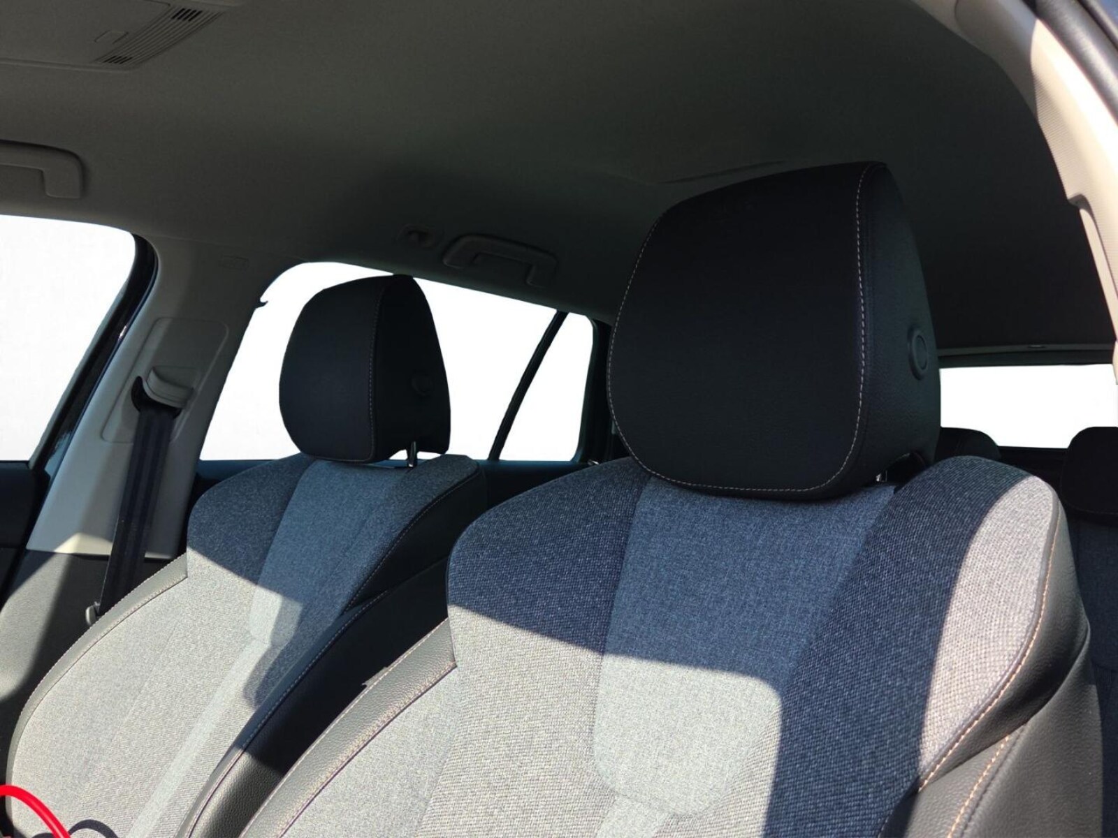 Škoda Octavia Combi – Bild 10