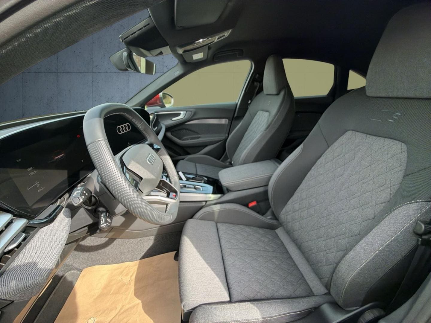 Bild über Audi A5 Limousine TFSI S tronic - für weitere Informationen kontaktieren Sie den Audi Partner