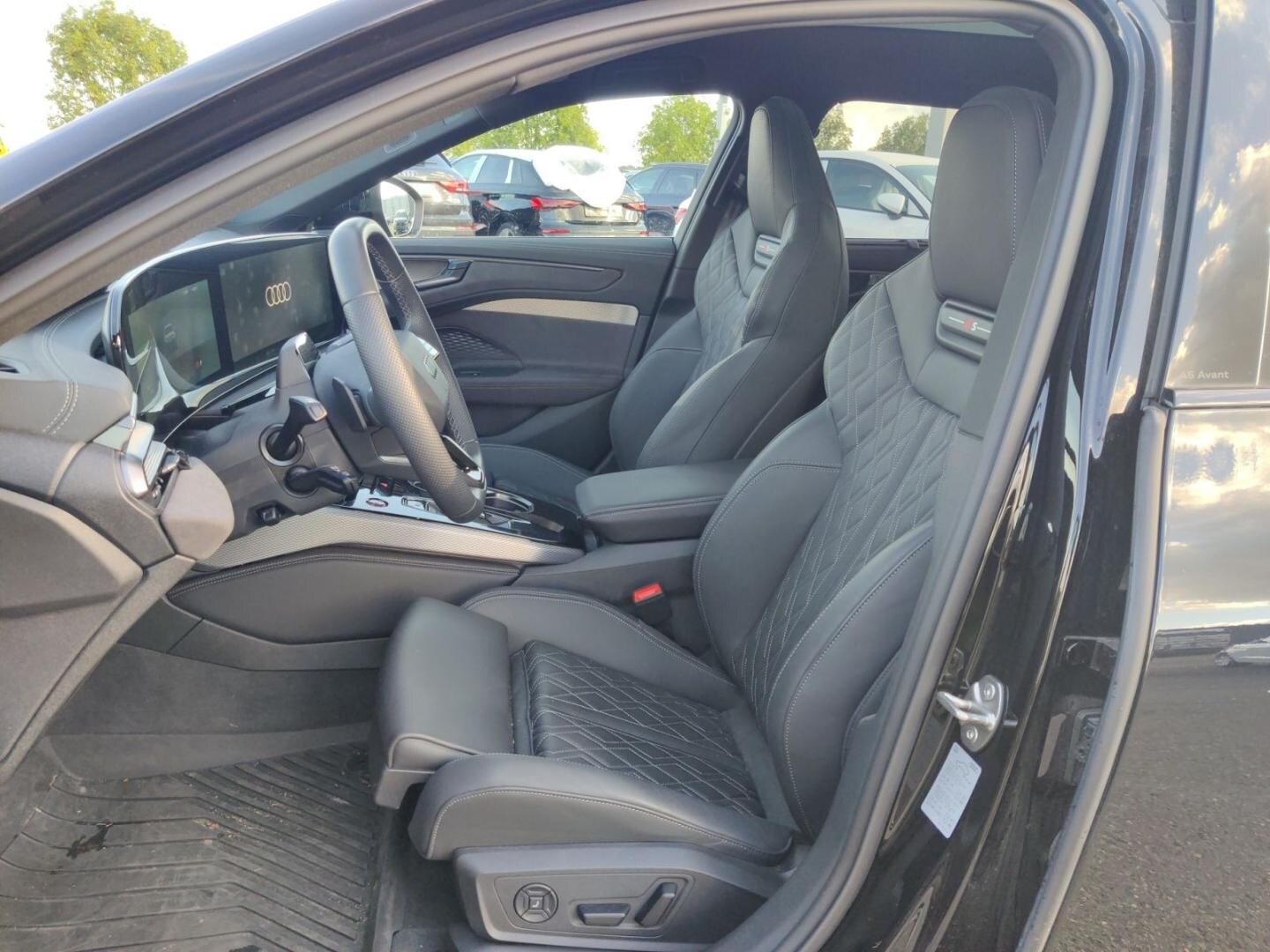 Bild über Audi A6 Avant TDI quattro 220 kW S tronic - für weitere Informationen kontaktieren Sie den Audi Partner