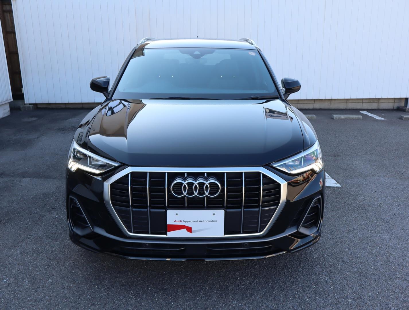 Audi Q3 35 TFSI S line 110(150) kW(PS) S tronic for more details contact your dealer