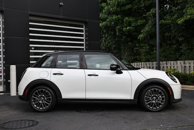 2025 MINI