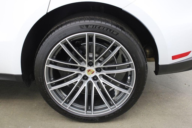 2024 Porsche Macan Base - Photo 13