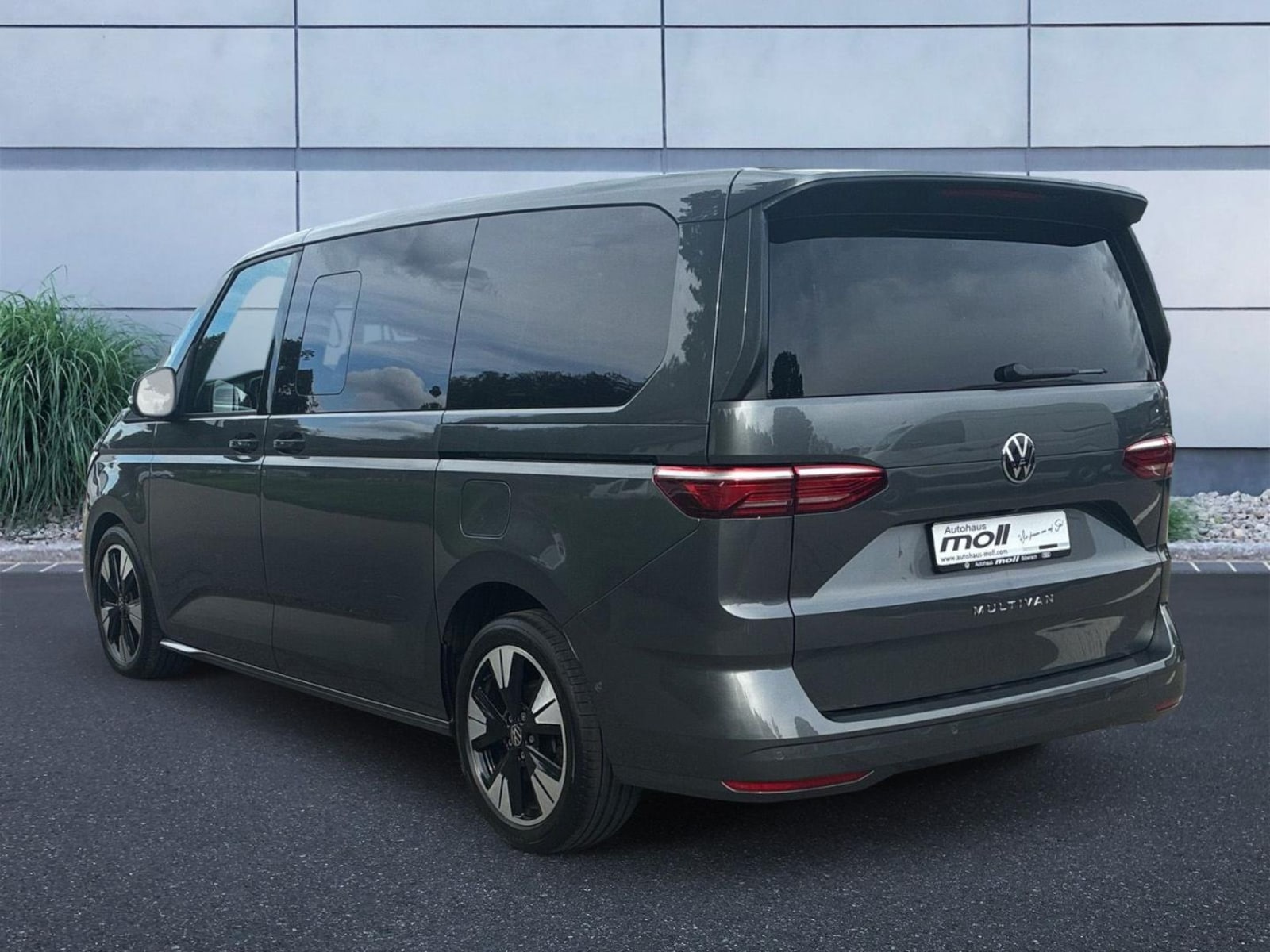 Volkswagen Multivan Langversion – Bild 3