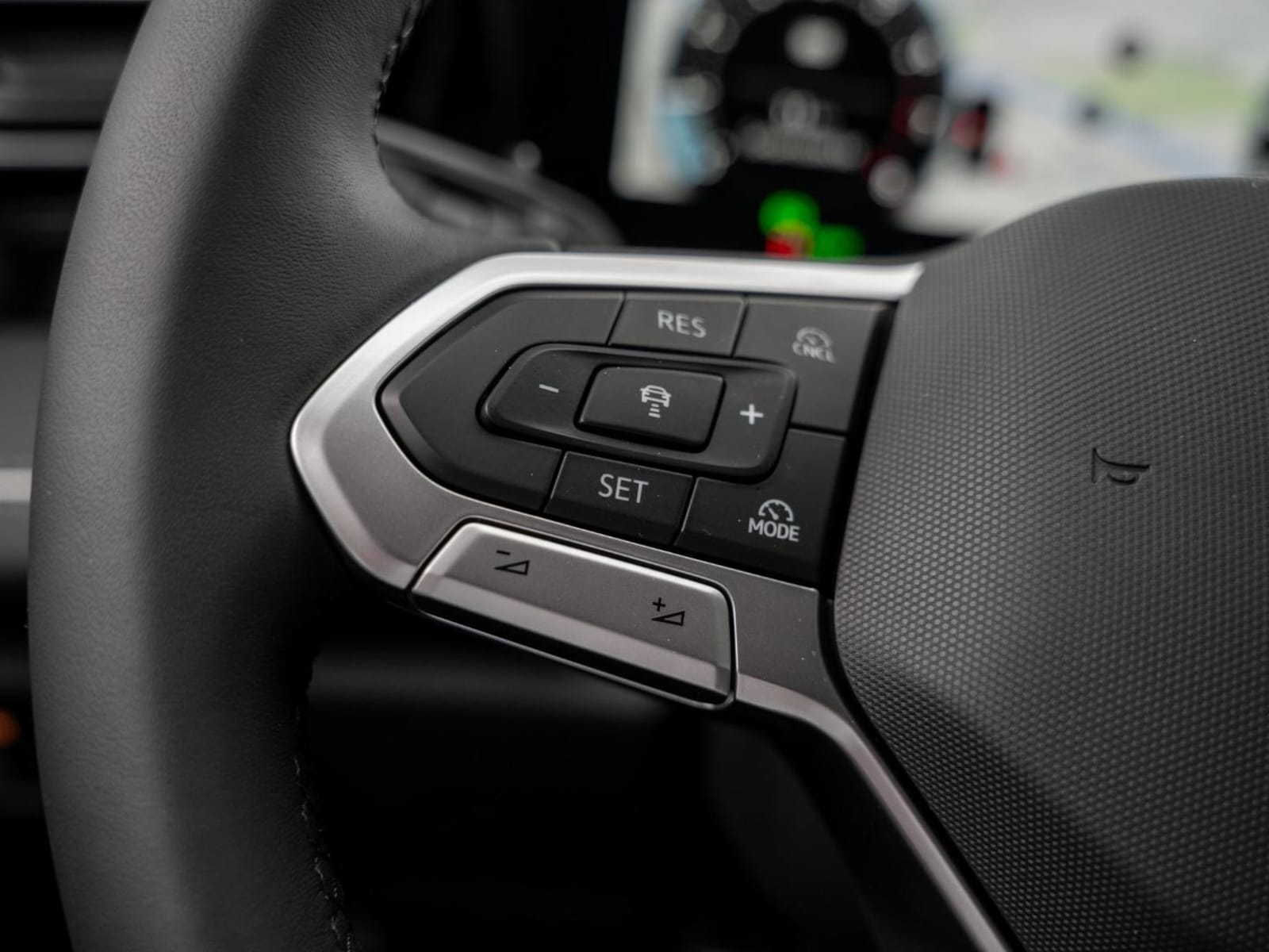 Volkswagen Tiguan – Bild 25