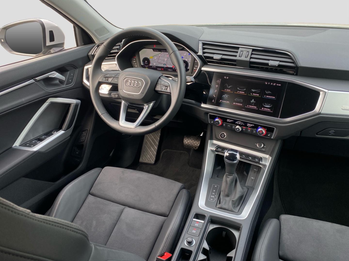 Bild über Audi Q3 Sportback TFSI quattro 140 kW S tronic - für weitere Informationen kontaktieren Sie den Audi Partner