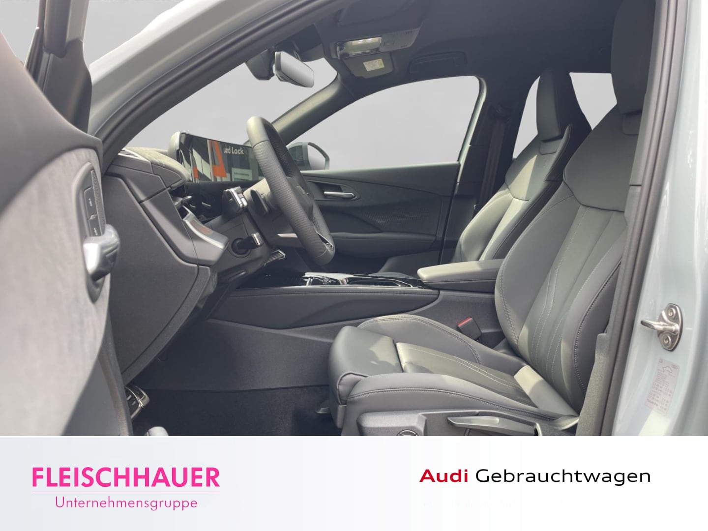 Bild über Audi Q3 SUV TFSI 110 kW S tronic - für weitere Informationen kontaktieren Sie den Audi Partner