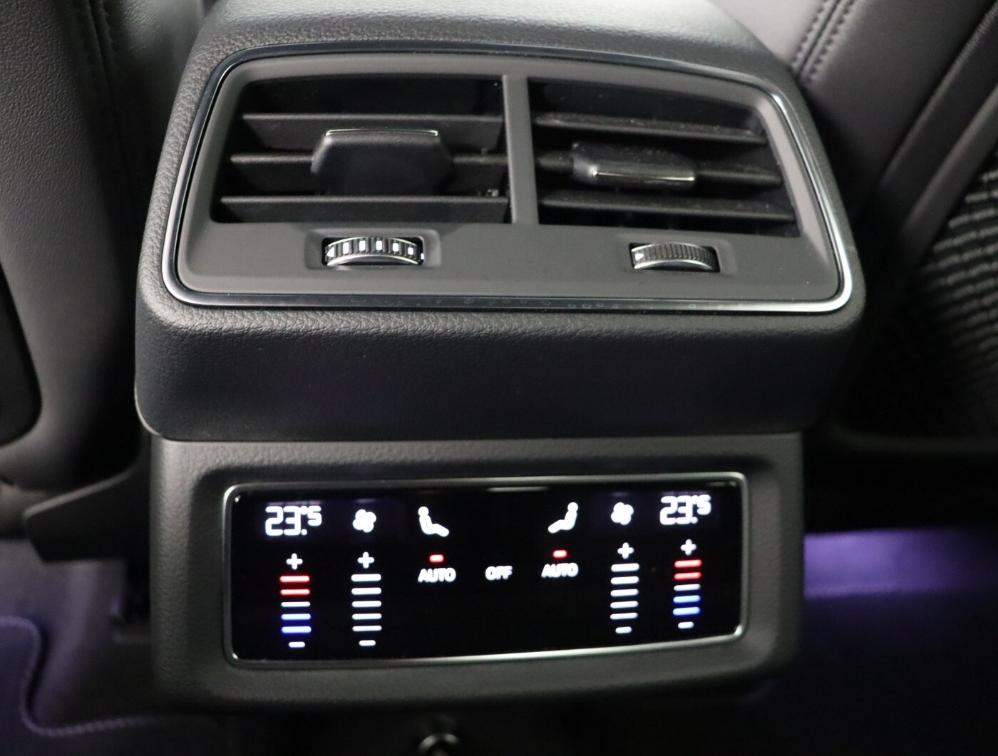 Image about Audi Q8 Sportback e-tron advanced 55 e-tron quattro