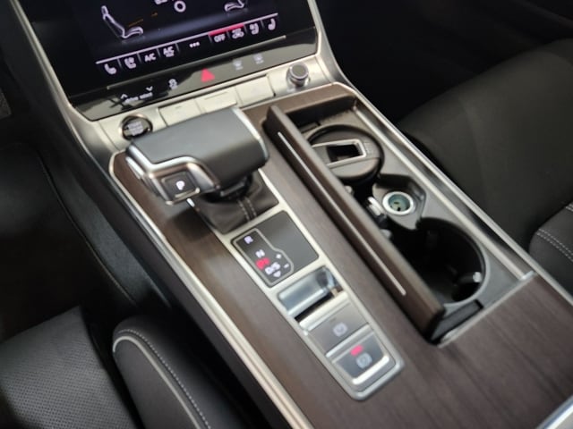 Audi A6 45 TFSI Premium 195 265 kW hp S tronic 10