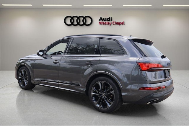 2023 Audi Q8