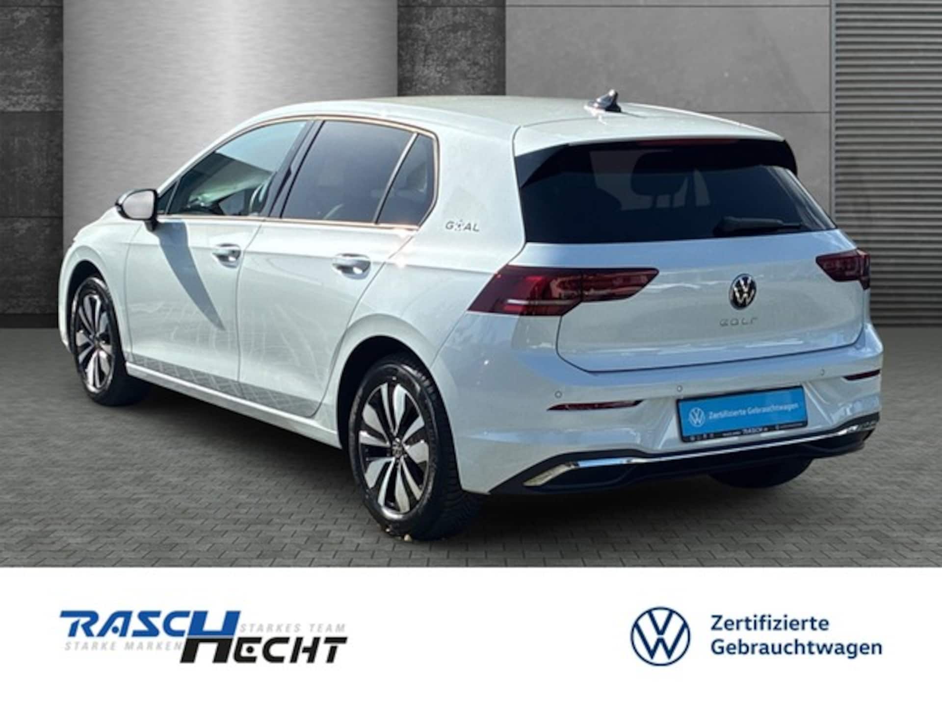 Volkswagen Golf Life