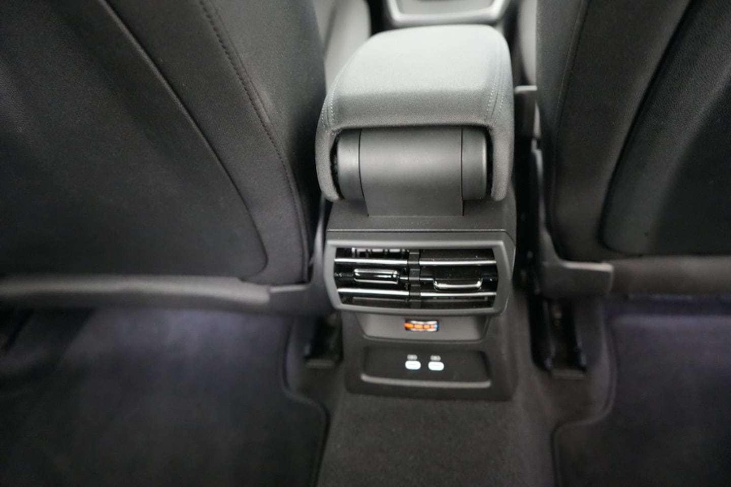 Bild über Audi A3 Sportback advanced 30 TFSI Schaltgetriebe - für weitere Informationen kontaktieren Sie den Audi Partner