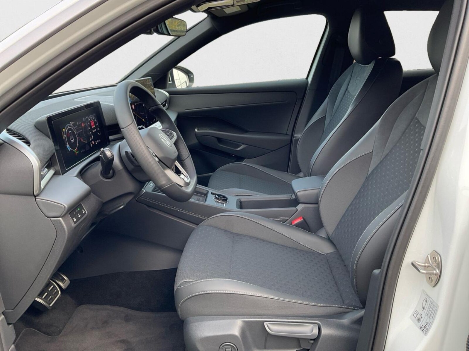 Volkswagen T-Roc – Bild 10
