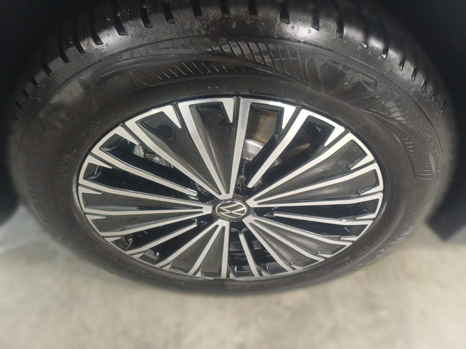Volkswagen Tiguan – Bild 5