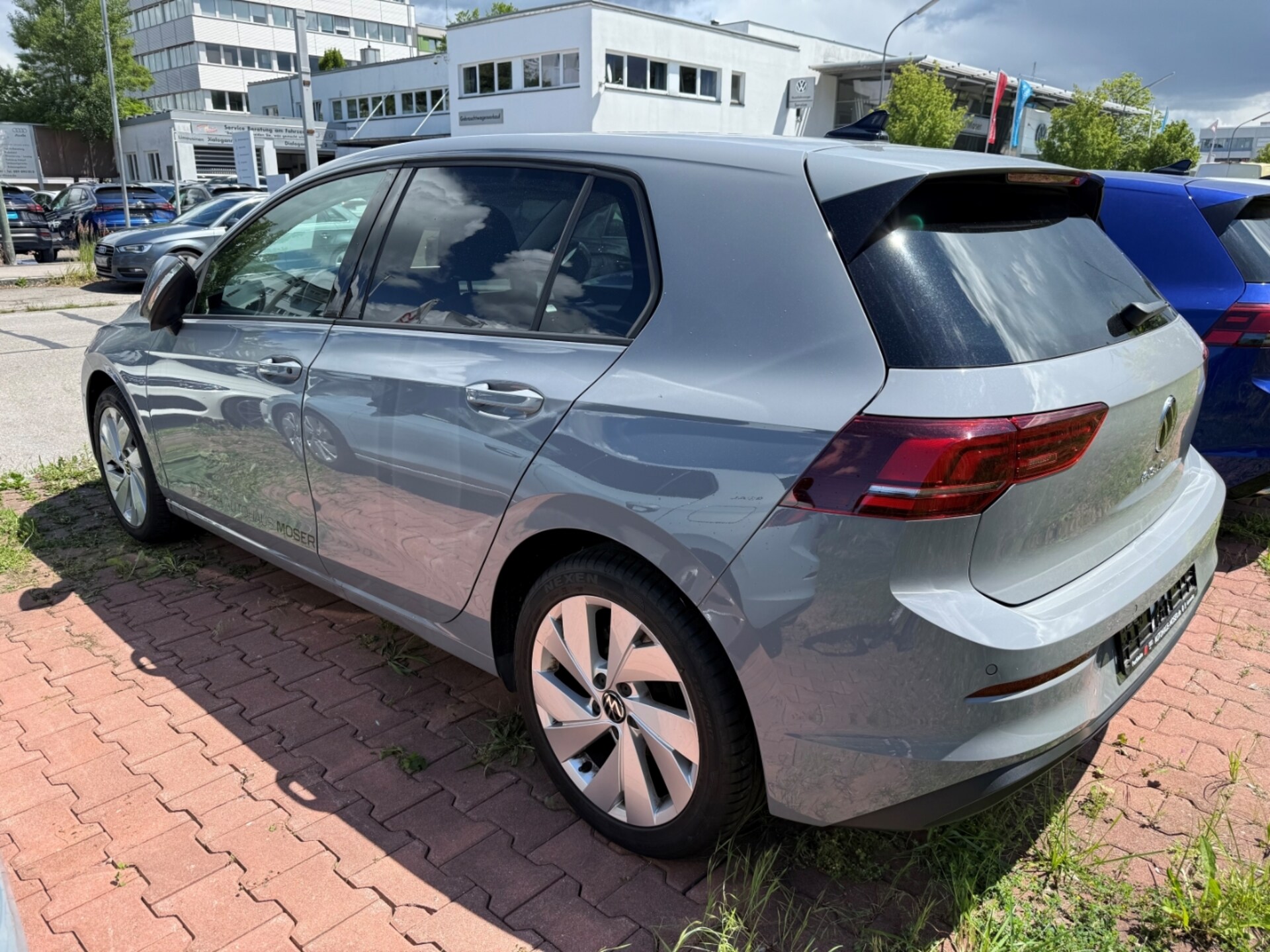 Volkswagen Golf Life
