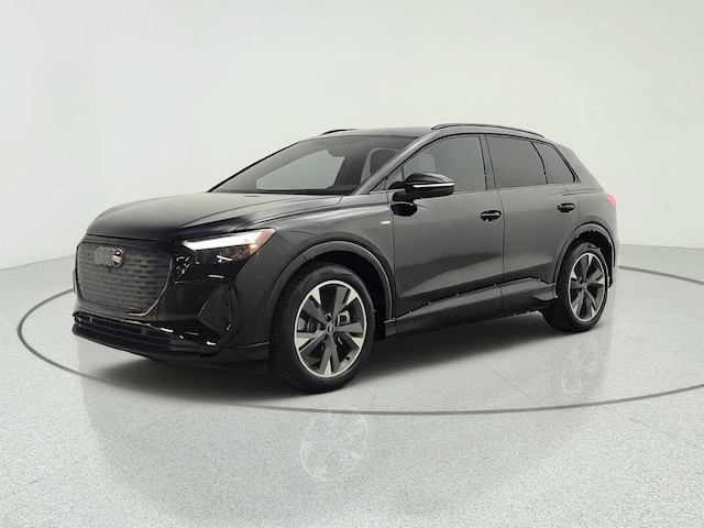 Photo of 2024 Audi Q4 e-tron