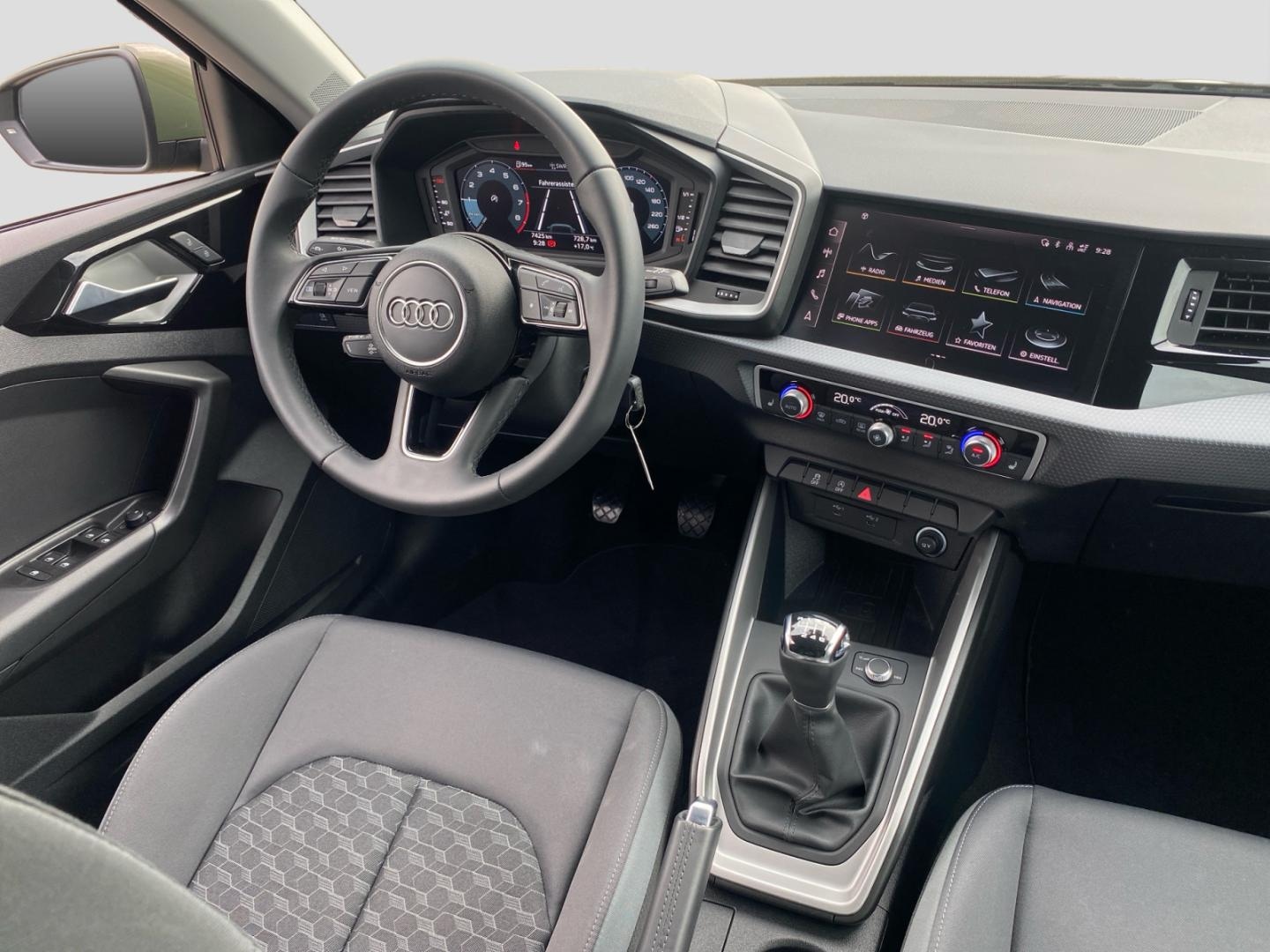 Bild über Audi A1 Sportback advanced 30 TFSI Schaltgetriebe - für weitere Informationen kontaktieren Sie den Audi Partner