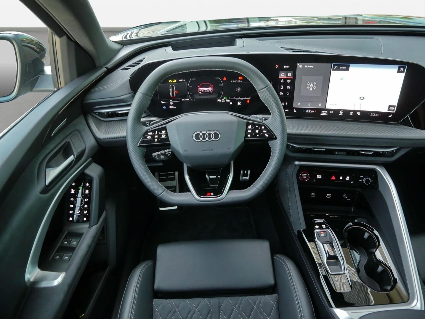 Bild über Audi SQ5 SUV TFSI 270 kW S tronic - für weitere Informationen kontaktieren Sie den Audi Partner